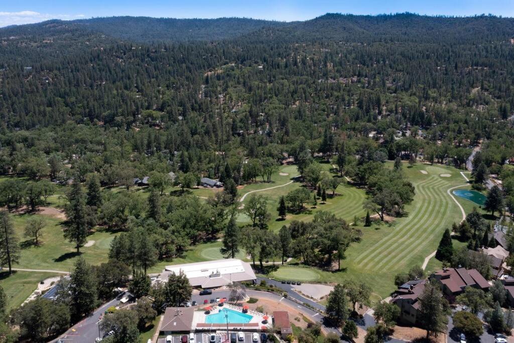 New Luxury Lake House In Pine Mountain Lake Close To Yosemite! Perfect For All Seasons! Great For Retreats, Getaways, Celebrations, And More! โกรฟแลนด์ ภายนอก รูปภาพ