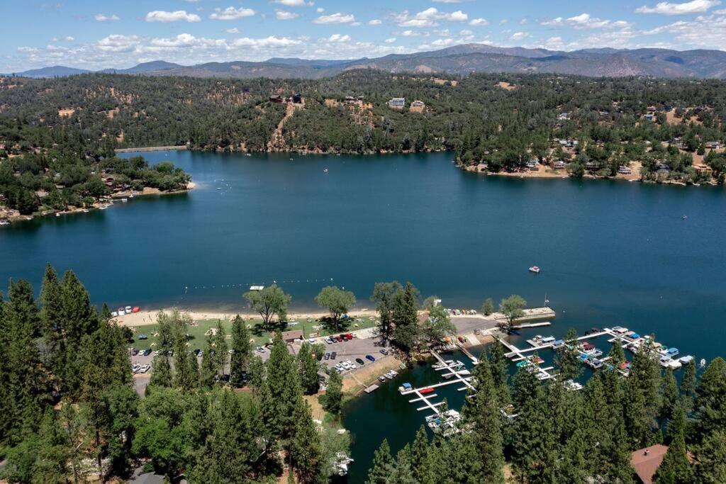 New Luxury Lake House In Pine Mountain Lake Close To Yosemite! Perfect For All Seasons! Great For Retreats, Getaways, Celebrations, And More! โกรฟแลนด์ ภายนอก รูปภาพ