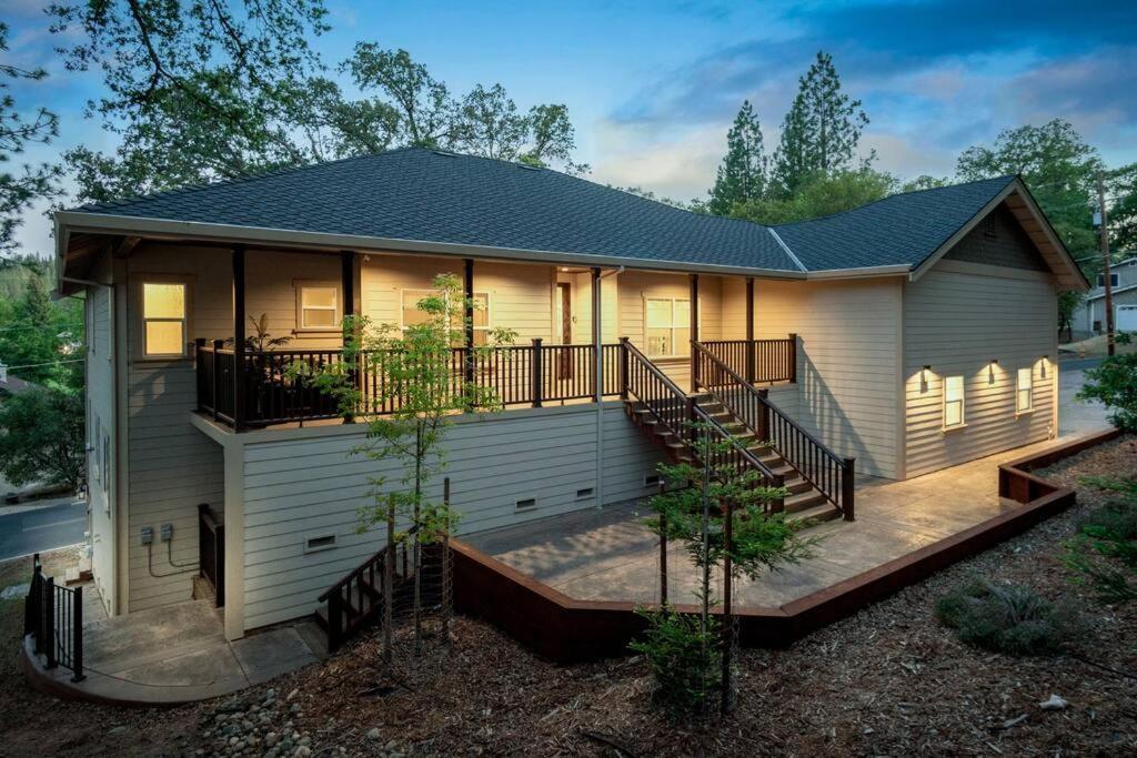 New Luxury Lake House In Pine Mountain Lake Close To Yosemite! Perfect For All Seasons! Great For Retreats, Getaways, Celebrations, And More! โกรฟแลนด์ ภายนอก รูปภาพ