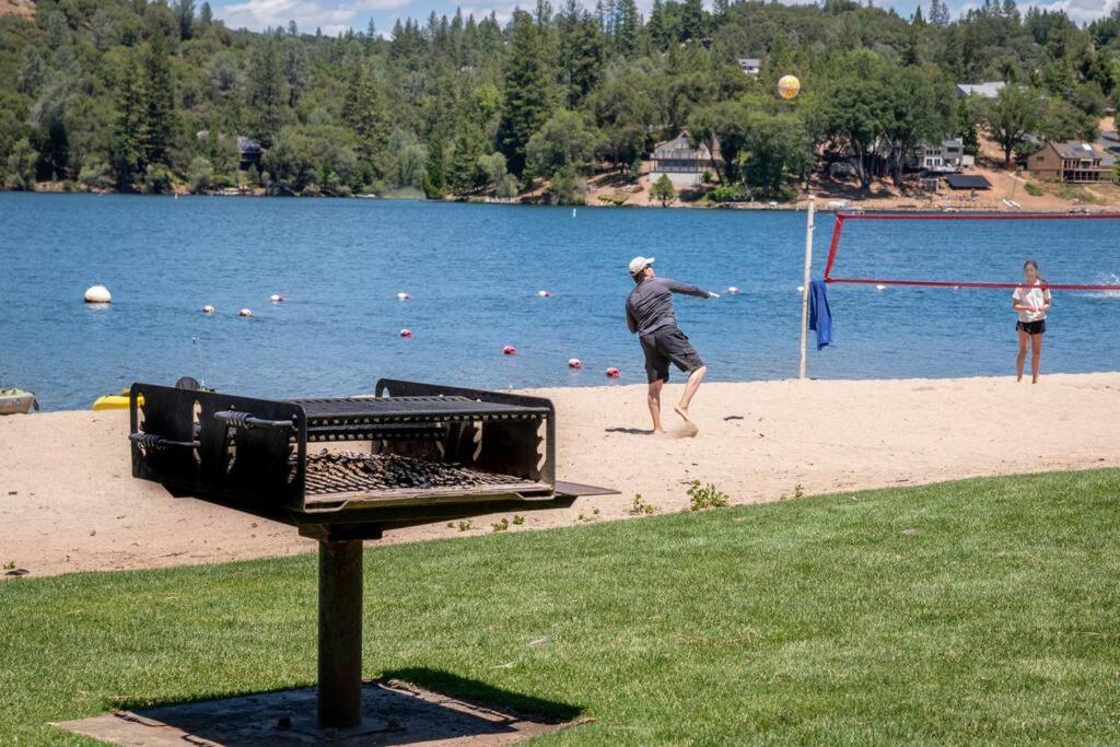 New Luxury Lake House In Pine Mountain Lake Close To Yosemite! Perfect For All Seasons! Great For Retreats, Getaways, Celebrations, And More! โกรฟแลนด์ ภายนอก รูปภาพ