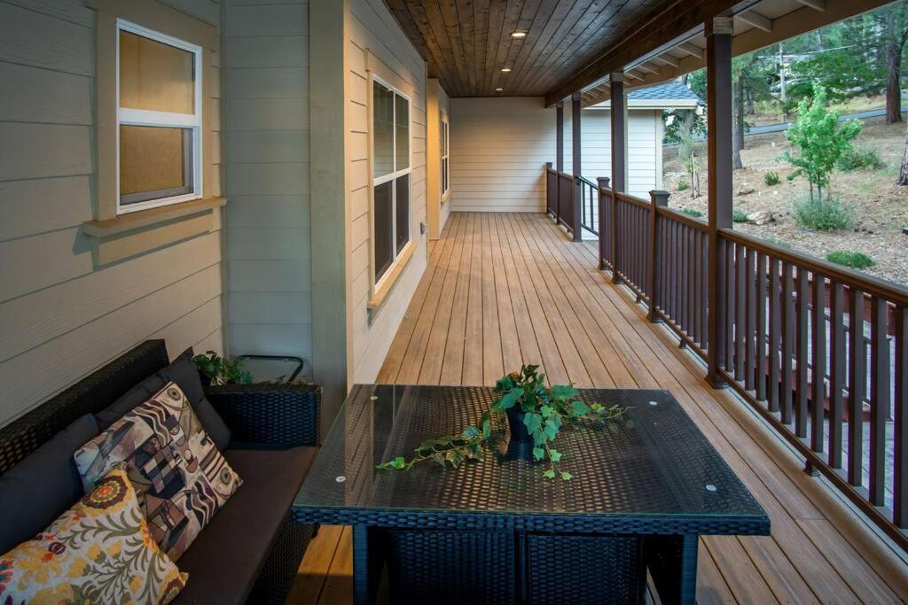 New Luxury Lake House In Pine Mountain Lake Close To Yosemite! Perfect For All Seasons! Great For Retreats, Getaways, Celebrations, And More! โกรฟแลนด์ ภายนอก รูปภาพ