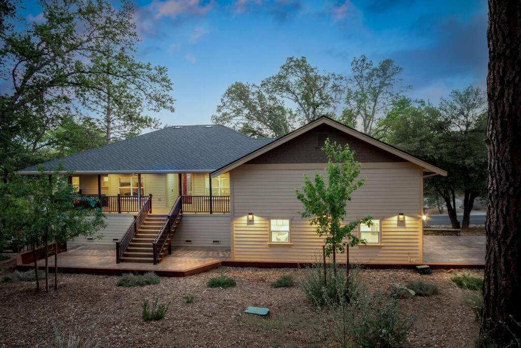 New Luxury Lake House In Pine Mountain Lake Close To Yosemite! Perfect For All Seasons! Great For Retreats, Getaways, Celebrations, And More! โกรฟแลนด์ ภายนอก รูปภาพ