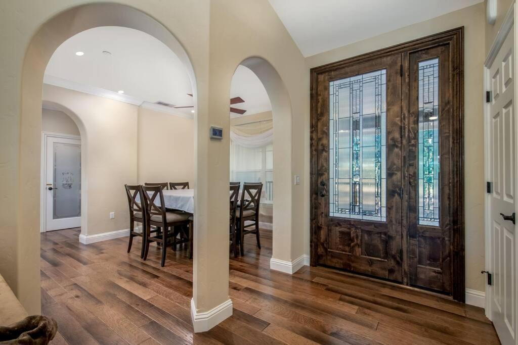 New Luxury Lake House In Pine Mountain Lake Close To Yosemite! Perfect For All Seasons! Great For Retreats, Getaways, Celebrations, And More! โกรฟแลนด์ ภายนอก รูปภาพ