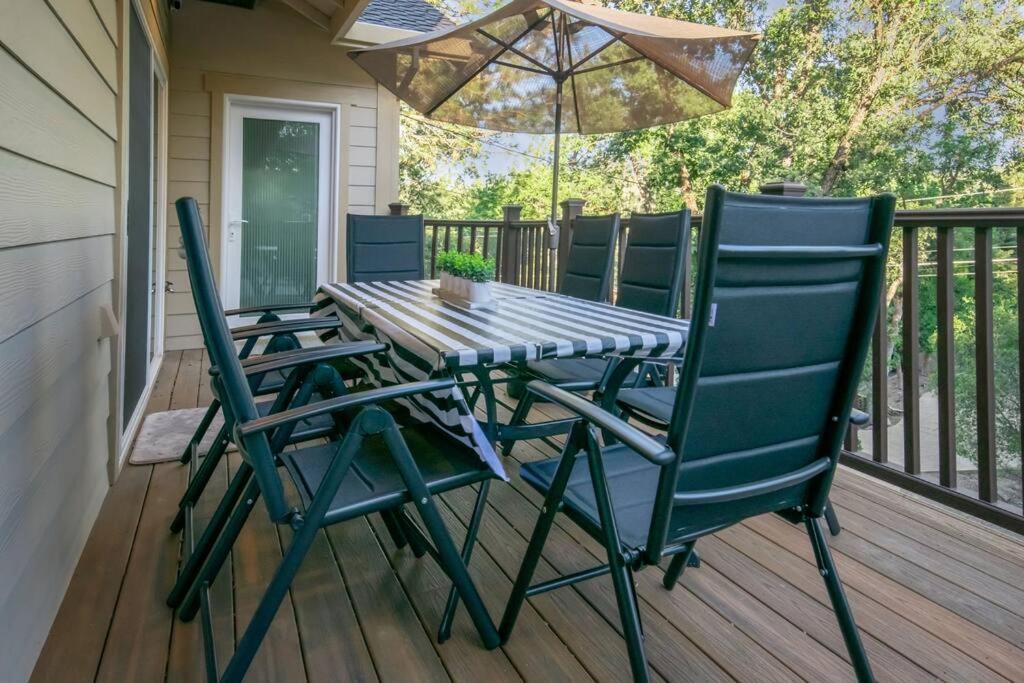 New Luxury Lake House In Pine Mountain Lake Close To Yosemite! Perfect For All Seasons! Great For Retreats, Getaways, Celebrations, And More! โกรฟแลนด์ ภายนอก รูปภาพ