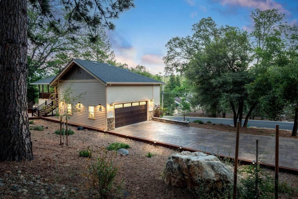 New Luxury Lake House In Pine Mountain Lake Close To Yosemite! Perfect For All Seasons! Great For Retreats, Getaways, Celebrations, And More! โกรฟแลนด์ ภายนอก รูปภาพ