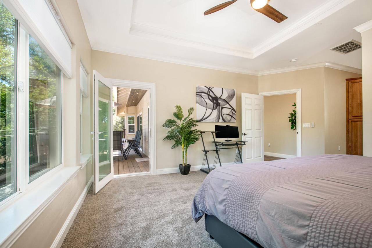 New Luxury Lake House In Pine Mountain Lake Close To Yosemite! Perfect For All Seasons! Great For Retreats, Getaways, Celebrations, And More! โกรฟแลนด์ ภายนอก รูปภาพ
